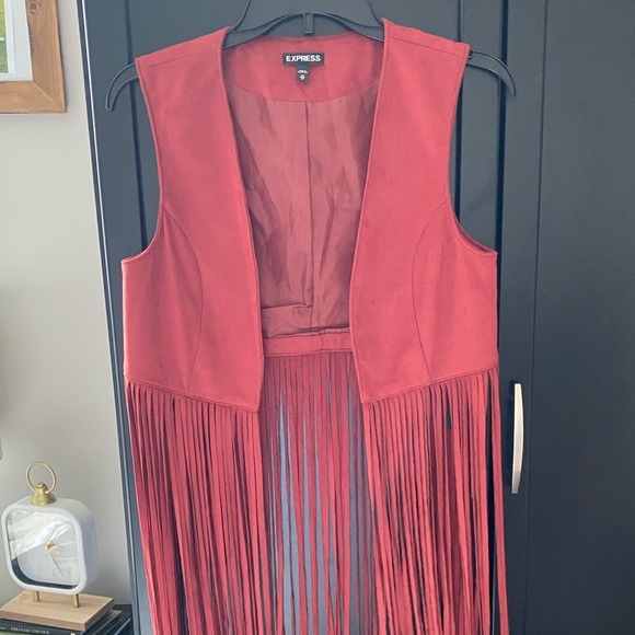 NWOT Express Faux Suede Rust Fringe Vest - Picture 3 of 5